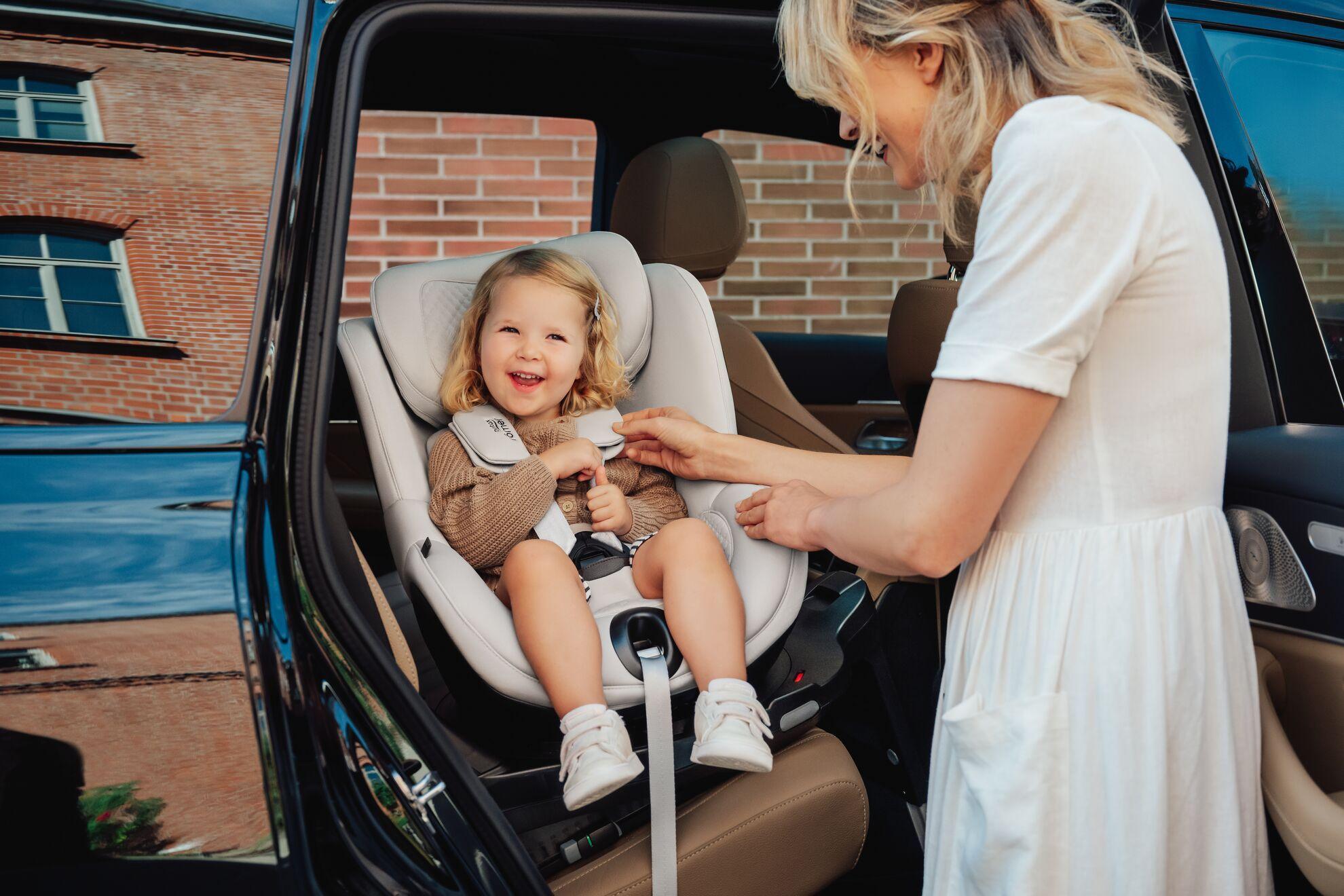 Britax Dualfix Pro M Style, Carbon Black - Mari Kali Stores Cyprus Britax Dualfix Pro M Style, Carbon Black - Mari Kali Stores Cyprus