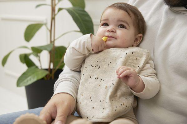 Meyco Bib With Press Stud 2-Pack Rib Mini Spot - Sand Melange - Mari Kali Stores Cyprus Meyco Bib With Press Stud 2-Pack Rib Mini Spot - Sand Melange - Mari Kali Stores Cyprus