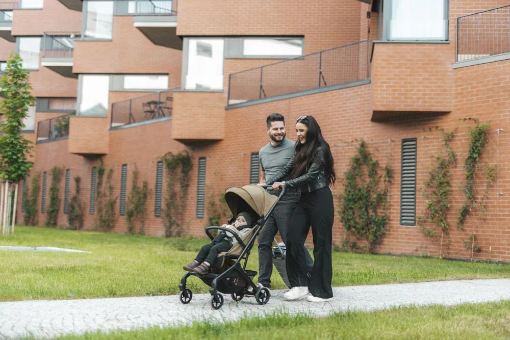 Zopa Pushchair LightWeight Jet Zopa Pushchair LightWeight Jet