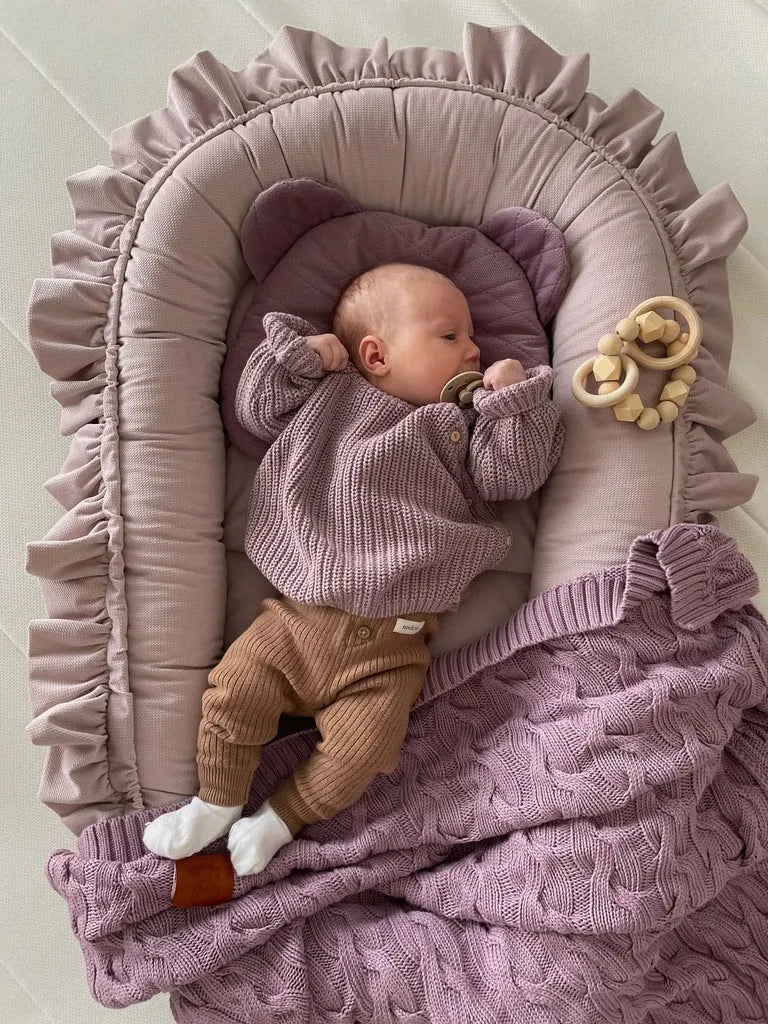Infantilo Premium baby cocoon with a Delicate Velvet Frill Infantilo Premium baby cocoon with a Delicate Velvet Frill