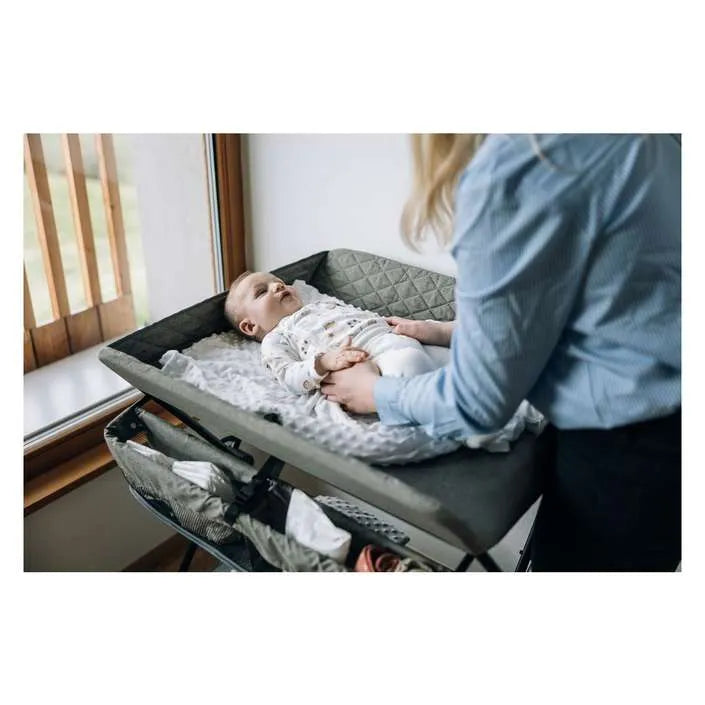 FreeON Lia Portable Changing Table FreeON Lia Portable Changing Table