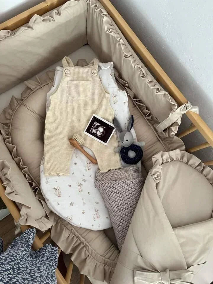 Infantilo Crib Protector with Frill Infantilo Crib Protector with Frill