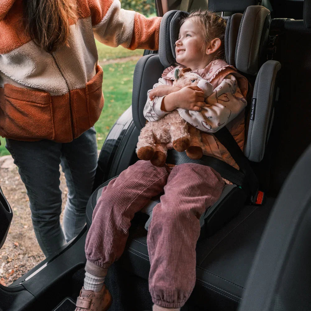 Petite&Mars Car Seat Flex Pro i-Size Black Air 100-150 cm (15-36 kg)