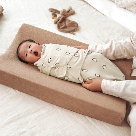 Meyco Swaddle Wrap Penguin Soft Sand 0-3 months