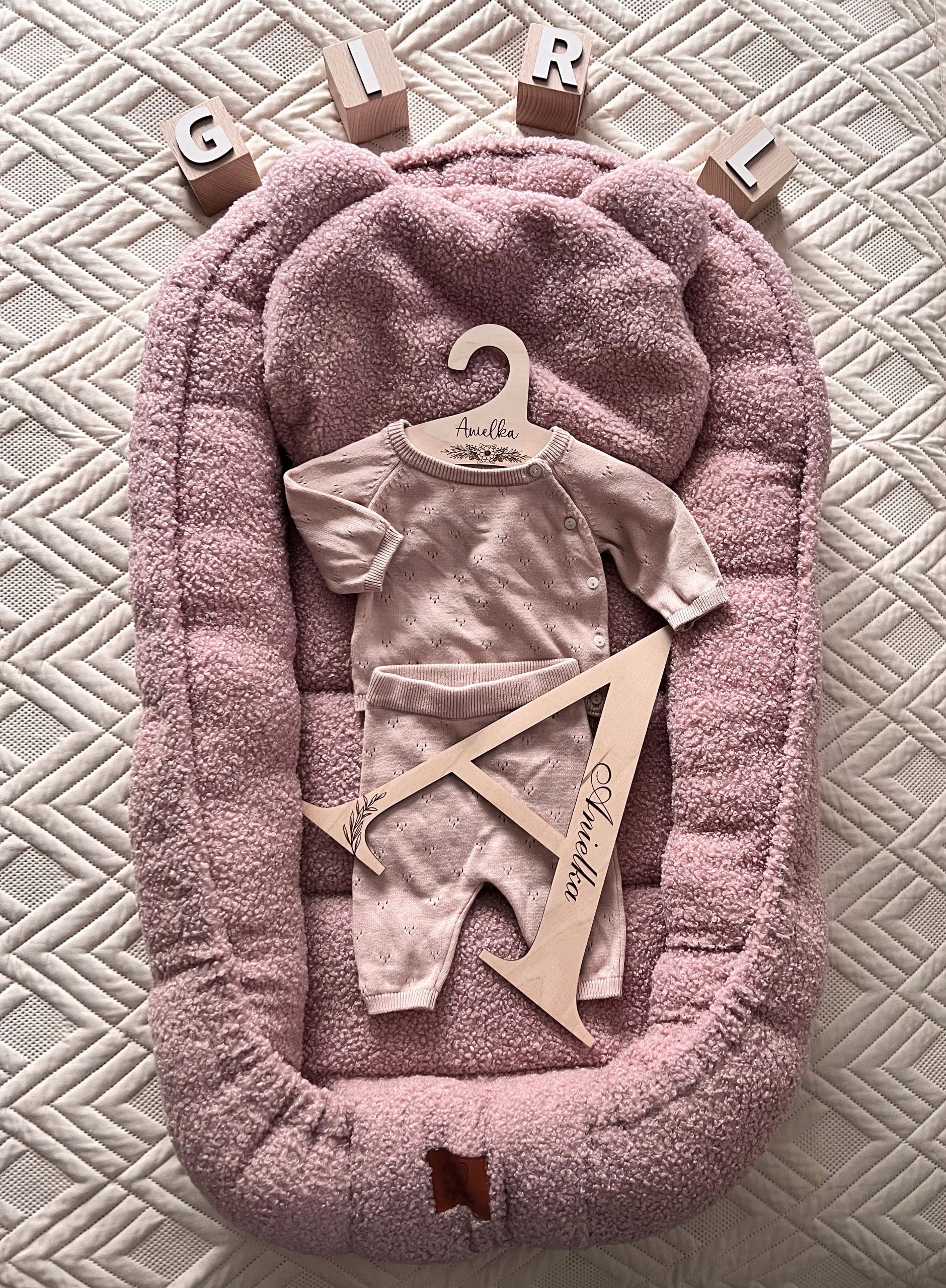 Infantilo Baby Cocoon with Pillow Sheep