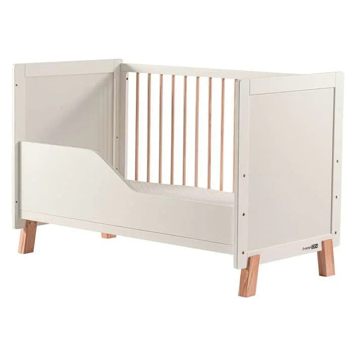 FreeON cot bed Ava, 120 x 60 cm