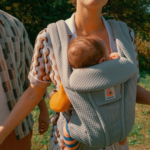 Ergobaby Omni Deluxe Baby Carrier