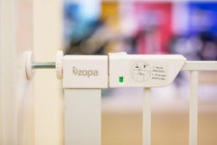Zopa - Extendable metal baby gate SMART CLOSE - Mari Kali Stores Cyprus